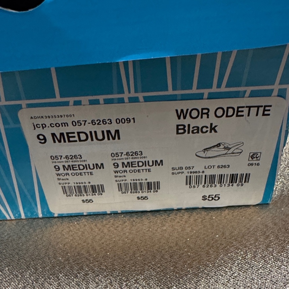 Worthington Wor Odette Black Sandals with Jewel Embellishments - Size 9 NWT - Picture 3 of 11